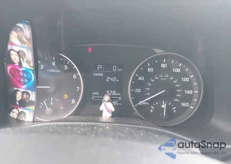 2017 Hyundai Elantra Se z USA, uszkodzony, nr VIN KMHD84LF5HU422489